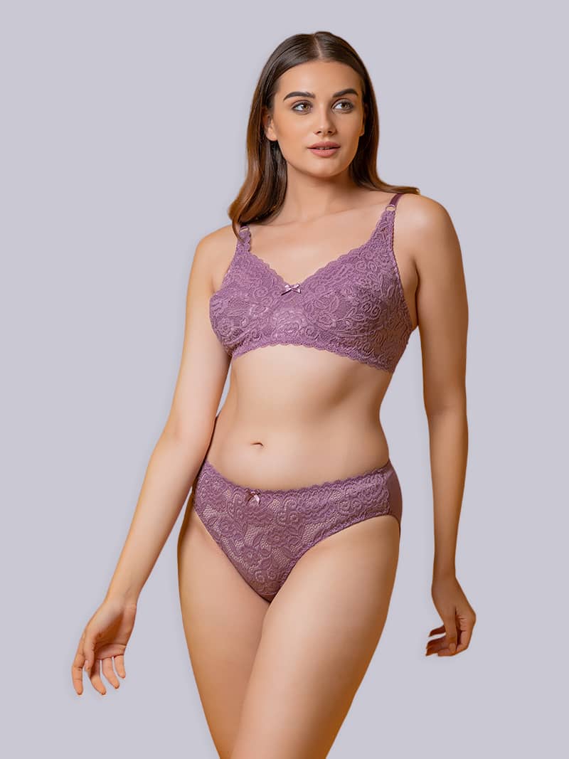 Lacy Lustre Non Padded Full Coverage Bra And Panty Set in Grape